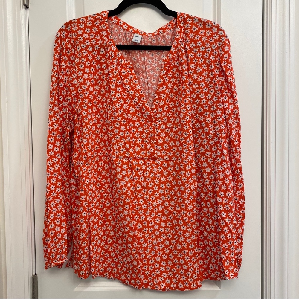 Old navy long sleeve orange flower blouse